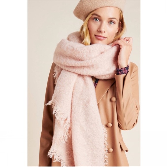 Anthropologie Accessories - Anthropologie Carraway Boucle Fringed Scarf in Pink